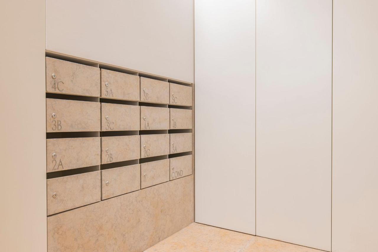 Ando Living - Douradores House Apartment Lissabon